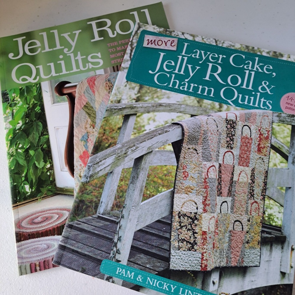 Lot of 2 Jelly Roll Quilts & More‎ Layer Cake Charm Lintott PB Patterns Quilting